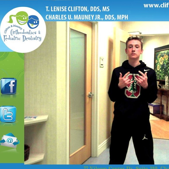 Meet your Posher, Logan - Picture 1 of 1